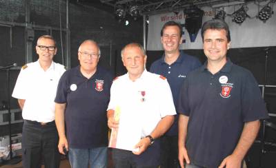 Aktuelles - unterwegs in und um  Hainburg - Jubiläumsfest der Freiwilligen Feuerwehr Klein-Krotzenburg mit den Gästen aus KLeinhöflein mit Kommandant Dipl.-Ing. Robert Lehr und Ehrenhauptbrandinspektor Edwin Neubauer 