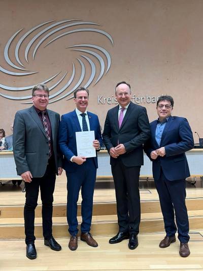 Der Kreistag Offenbach hat am Mittwochvormittag Brgermeister Alexander Bhn (CDU) zum Kreisbeigeordneten gewhlt.