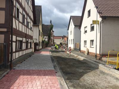 Bauwesen - Neugestaltung der Krotzenburger Straße während der Bauphase